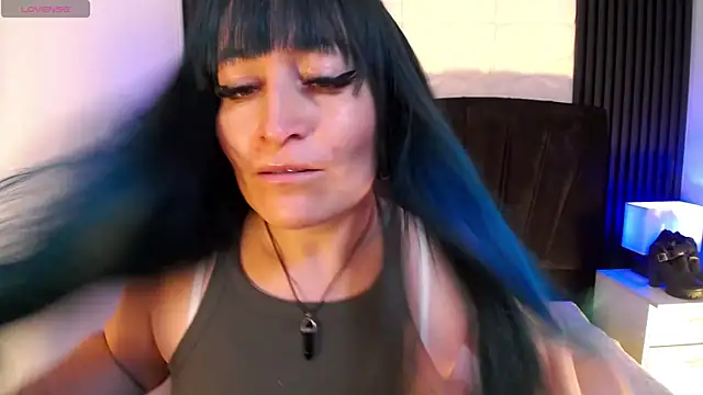 alicia moom online show from 02.09.26