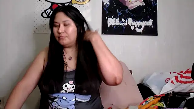 Snapshot of Cupcakecutie449 chatting on 03.06.25 Cupcakecutie449 online show from 03.06.25