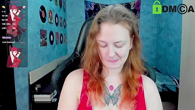 Snapshot of madness_lia chatting on 12.20.24 madness lia online show from 12.20.24