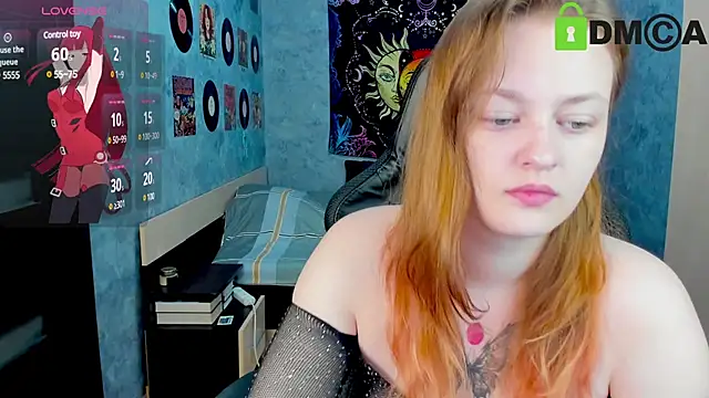 Snapshot of madness_lia chatting on 12.23.24 madness lia online show from 12.23.24