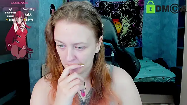 Snapshot of madness_lia chatting on 01.04.25 madness lia online show from 01.04.25