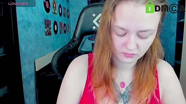 Snapshot of madness_lia chatting on 01.08.25 madness lia online show from 01.08.25