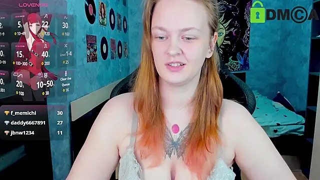 Snapshot of madness_lia chatting on 01.10.25 madness lia online show from 01.10.25