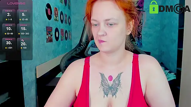 Snapshot of madness_lia chatting on 02.02.25 madness lia online show from 02.02.25