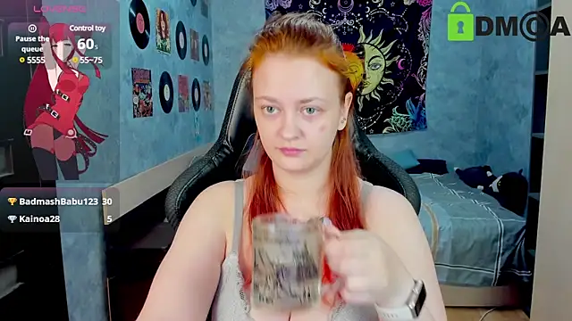 Snapshot of madness_lia chatting on 02.10.25 madness lia online show from 02.10.25