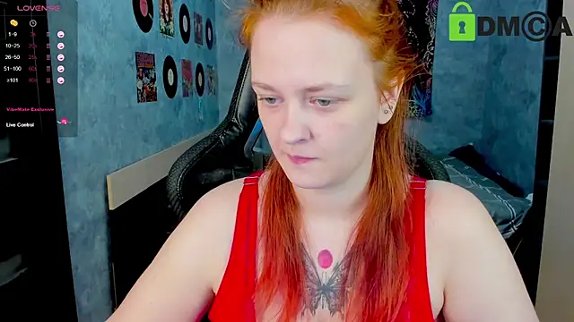 Snapshot of madness_lia chatting on 02.13.25 madness lia online show from 02.13.25