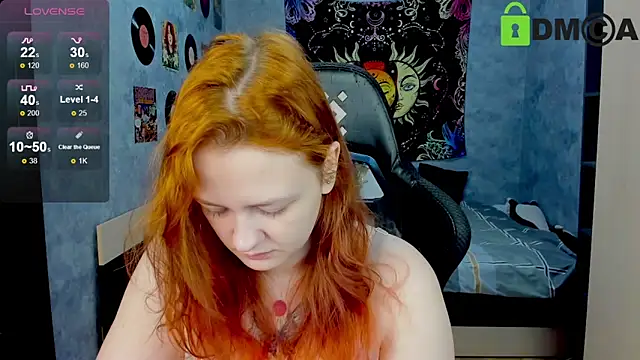 Snapshot of madness_lia chatting on 02.16.25 madness lia online show from 02.16.25