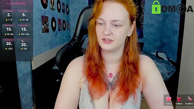 Snapshot of madness_lia chatting on 02.16.25 madness lia online show from 02.16.25