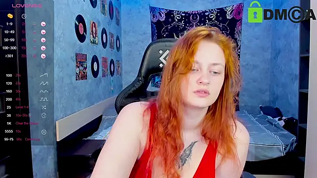 Snapshot of madness_lia chatting on 02.25.25 madness lia online show from 02.25.25