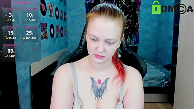 Snapshot of madness_lia chatting on 03.11.25 madness lia online show from 03.11.25