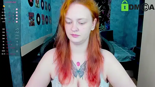 Snapshot of madness_lia chatting on 03.12.25 madness lia online show from 03.12.25