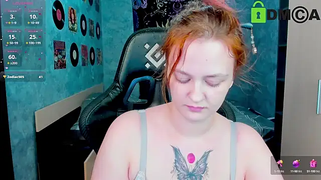 Snapshot of madness_lia chatting on 03.21.25 madness lia online show from 03.21.25