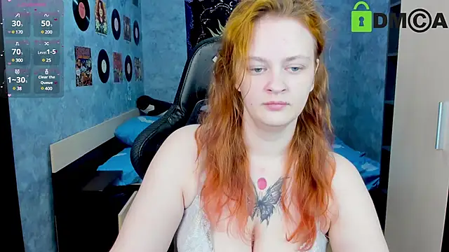 Snapshot of madness_lia chatting on 03.22.25 madness lia online show from 03.22.25