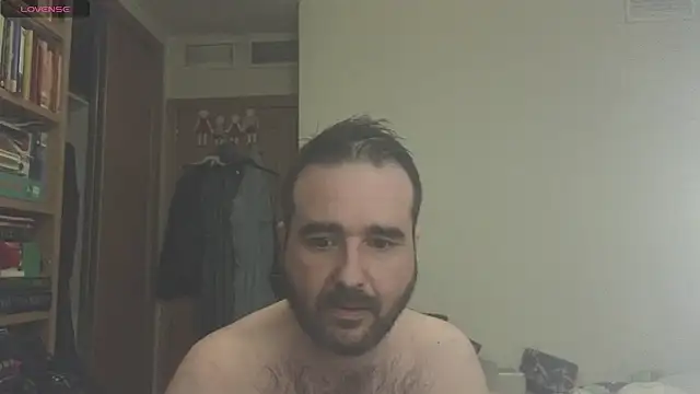 Snapshot of curiosillo83 chatting on 02.21.25 curiosillo83 online show from 02.21.25