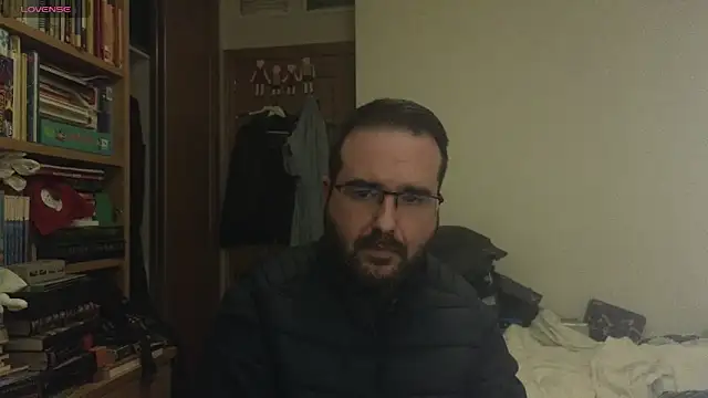 Snapshot of curiosillo83 chatting on 02.24.25 curiosillo83 online show from 02.24.25