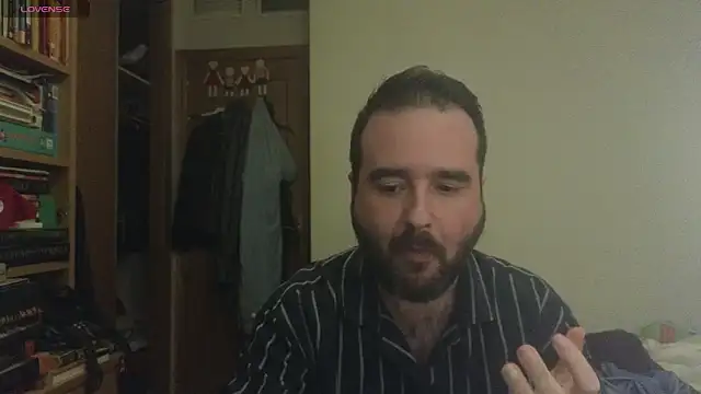 Snapshot of curiosillo83 chatting on 03.01.25 curiosillo83 online show from 03.01.25