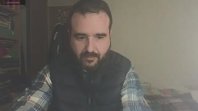 Snapshot of curiosillo83 chatting on 03.03.25 curiosillo83 online show from 03.03.25