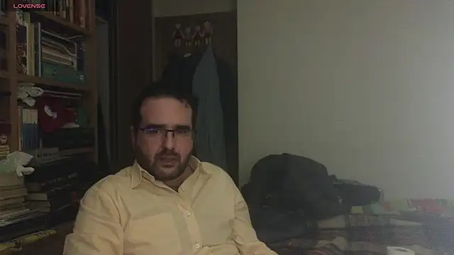 Snapshot of curiosillo83 chatting on 03.07.25 curiosillo83 online show from 03.07.25