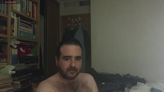 Snapshot of curiosillo83 chatting on 03.09.25 curiosillo83 online show from 03.09.25