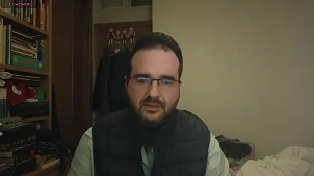 Snapshot of curiosillo83 chatting on 03.11.25 curiosillo83 online show from 03.11.25