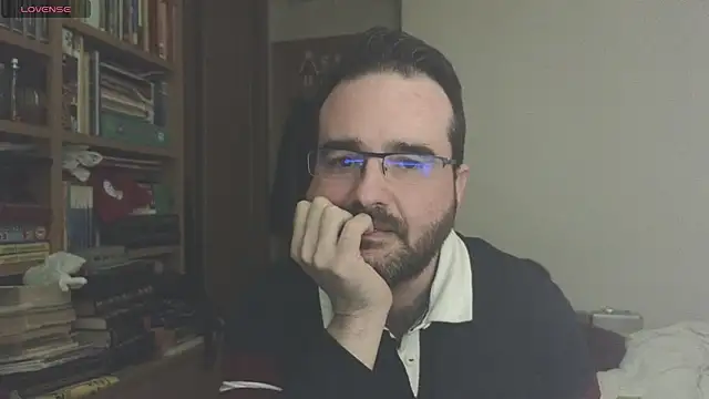 Snapshot of curiosillo83 chatting on 03.15.25 curiosillo83 online show from 03.15.25