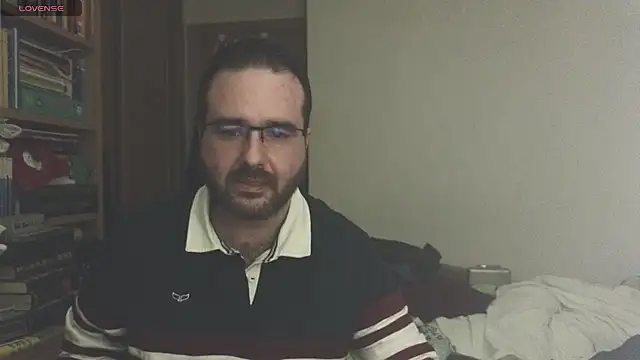 Snapshot of curiosillo83 chatting on 03.15.25 curiosillo83 online show from 03.15.25