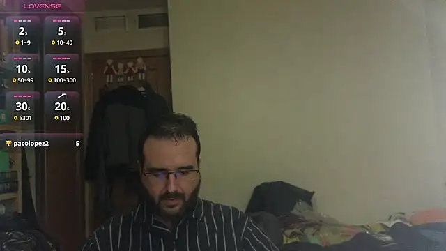 Snapshot of curiosillo83 chatting on 03.19.25 curiosillo83 online show from 03.19.25