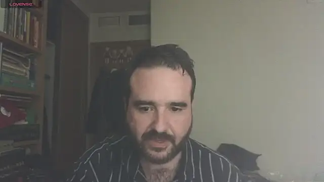 Snapshot of curiosillo83 chatting on 03.22.25 curiosillo83 online show from 03.22.25