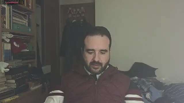 Snapshot of curiosillo83 chatting on 03.22.25 curiosillo83 online show from 03.22.25