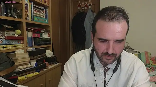 Snapshot of curiosillo83 chatting on 09.13.25 curiosillo83 online show from 09.13.25