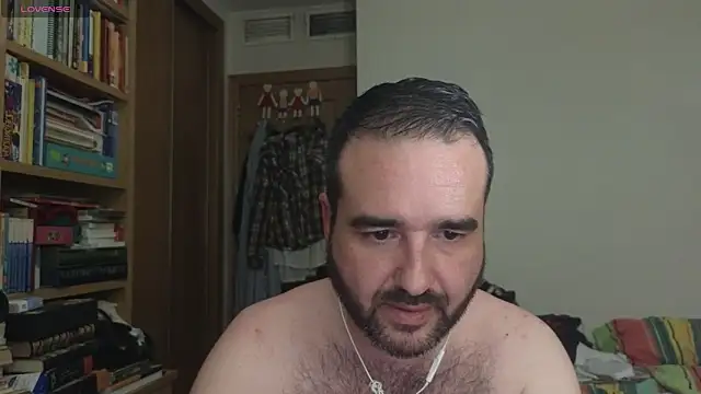 Snapshot of curiosillo83 chatting on 10.08.25 curiosillo83 online show from 10.08.25