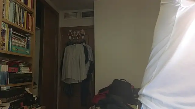 Snapshot of curiosillo83 chatting on 10.11.25 curiosillo83 online show from 10.11.25