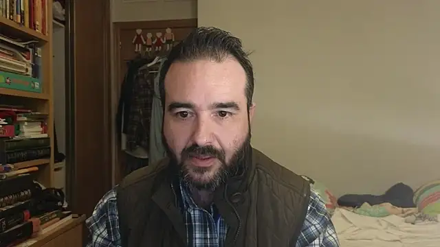 Snapshot of curiosillo83 chatting on 11.08.25 curiosillo83 online show from 11.08.25