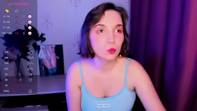 KindHazelHere  online show from 10.31.25