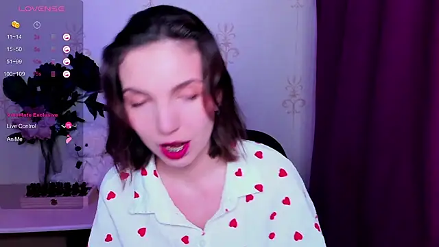 KindHazelHere  online show from 03.07.26