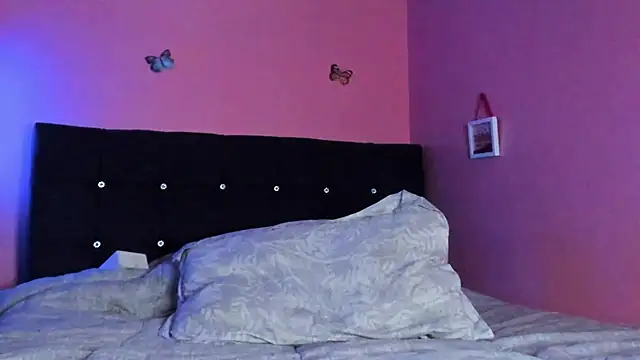 Miis sara  online show from 03.18.25