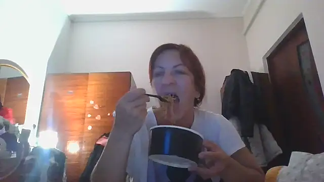Snapshot of ShawnaAdams chatting on 10.03.25 ShawnaAdams online show from 10.03.25