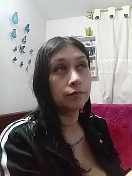 Giuliana90 online show from 04.19.26