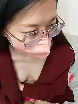 Snapshot of Lu_Nana chatting on 02.02.25 Lu Nana online show from 02.02.25