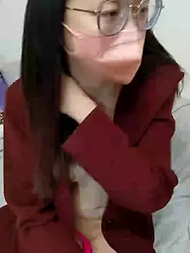 Snapshot of Lu_Nana chatting on 02.05.25 Lu Nana online show from 02.05.25