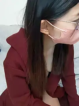 Snapshot of Lu_Nana chatting on 02.15.25 Lu Nana online show from 02.15.25