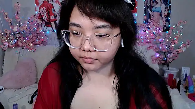 Snapshot of Moertomlly chatting on 07.20.26 Moertomlly online show from 07.20.26