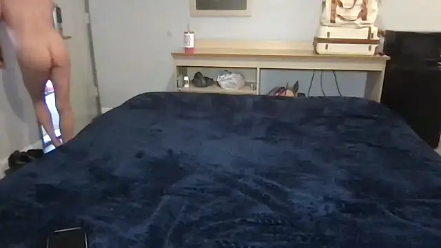 TiffaneyLove online show from 02.08.26