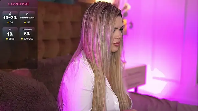 SophieBoobsX online show from 02.12.25