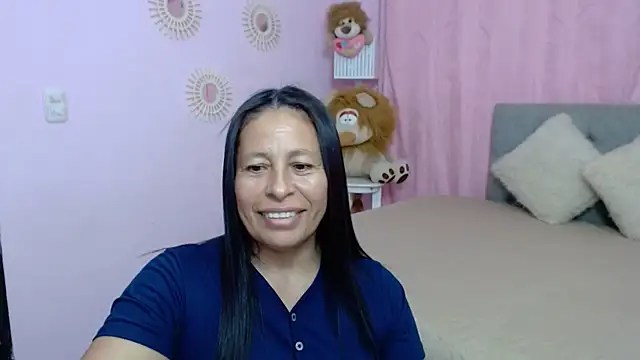 mature martina online show from 10.03.25