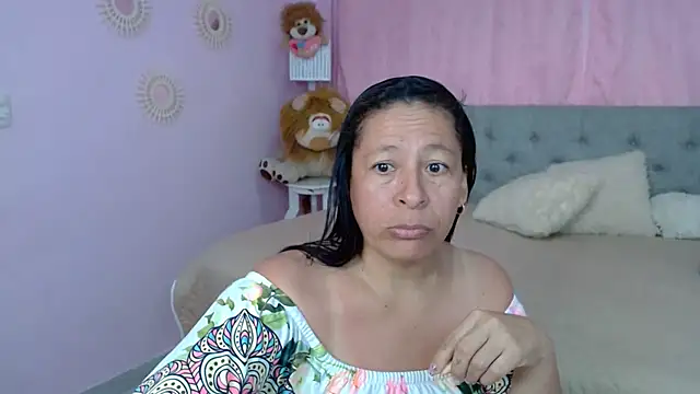 mature martina online show from 10.16.25