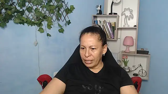 mature martina online show from 12.22.25