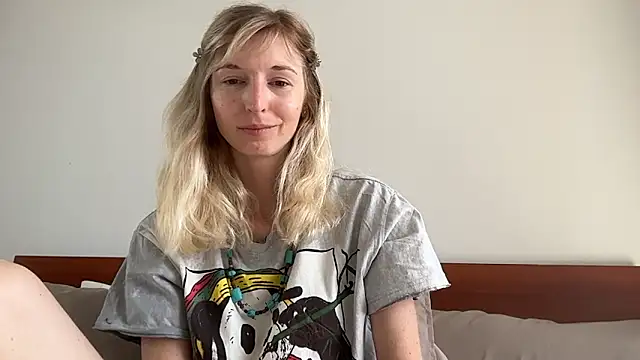 ivankai  online show from 02.20.26