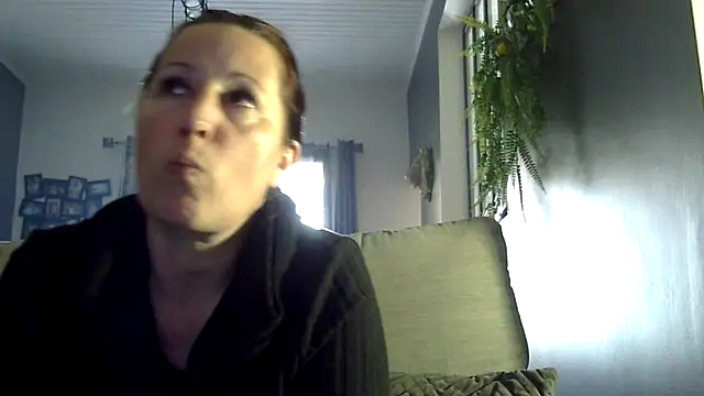 feline27 online show from 04.14.26