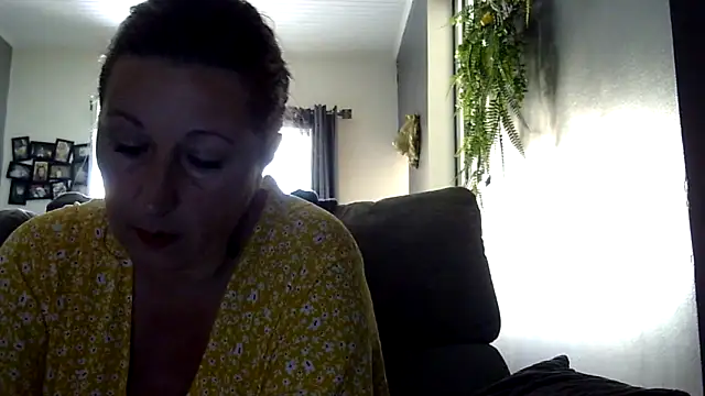 feline27 online show from 04.16.26